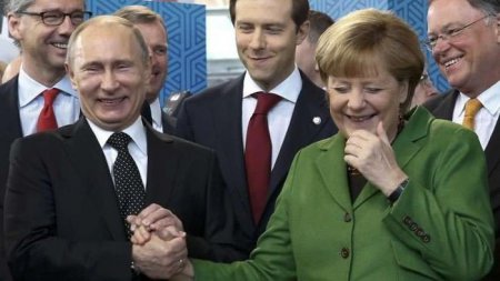 Мирный план Путина-Меркель в действии. Майдауны визжат. Обама в растеряннос ...