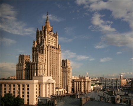 МИД: Киев ведет "закрытую деятельность" с информацией о крушении Боинга