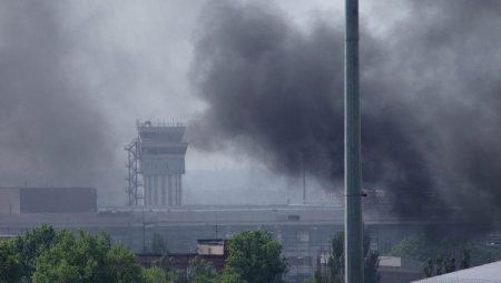 Донецкий аэропорт частично взят ополченцами под контроль