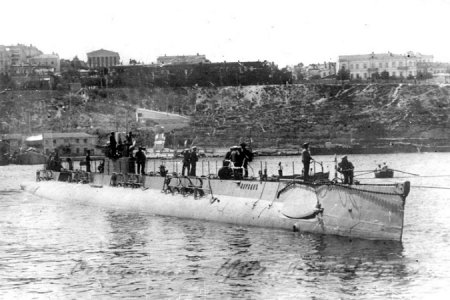 Моряки-черноморцы обнаружили под Севастополем подлодку времен Первой мировой