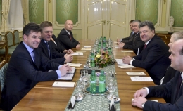 Словакия обещает продолжать реверс газа в Украину