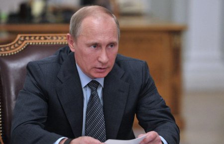Путин выступил за переход в торговле между Россией и Индией на национальные ...