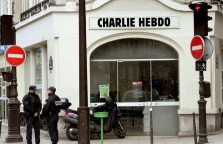 Шарли Эбдо продолжает играть с религиями