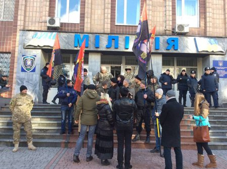 Начались аресты участников штурма администрации Порошенко