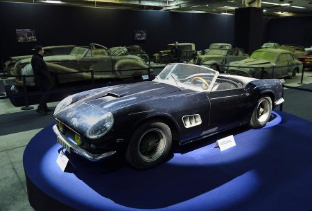 ​На аукционе во Франции продан автомобиль Алена Делона, полвека проржавевши ...