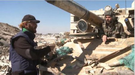 Съёмочная группа RT попала под обстрел со стороны боевиков в Сирии