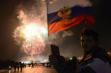 В Севастополе отпраздновали годовщину воссоединения Крыма с Россией