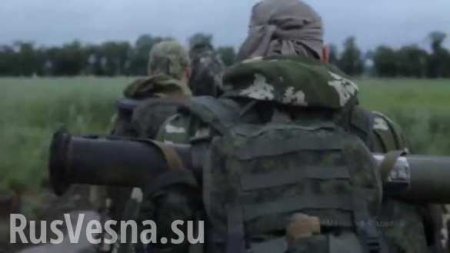 Разведчики ДНР сражаются за жизнь своего снайпера, русские своих не бросают (ВИДЕО)