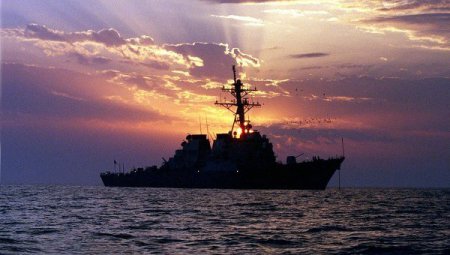 США направят новые корабли к искусственным островам Китая