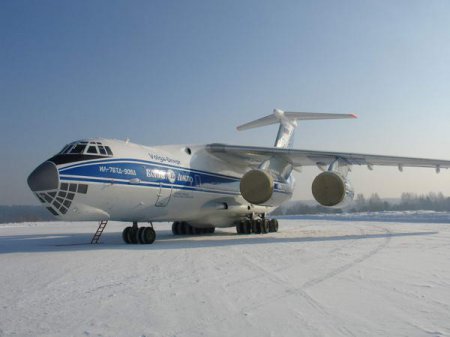 Успешно выполнена первая посадка на самолете Ил-76ТД-90ВД на ледовый аэродром в Антарктиде