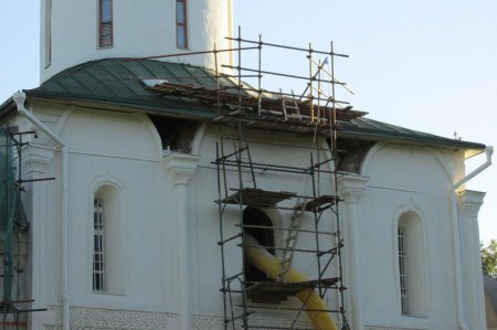Реставраторы обнаружили необычный архив под крышей Успенского собора