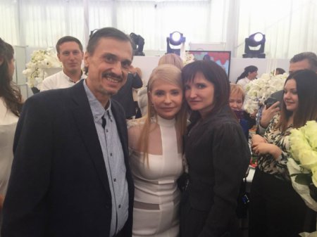 На 55-летие Тимошенко распустила косу и надела эротическое платье