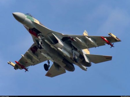Истребители Су-35 впервые заступили на боевое дежурство в Хабаровском крае