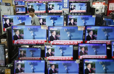 КНДР грозит ядерным ответом на переброску В-52 ВВС США в Южную Корею
