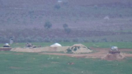 Турецкие танки обстреляли сирийский Дикматаш