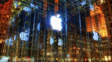 Сотрудники Apple согласны на увольнение, лишь бы не взламывать iPhone