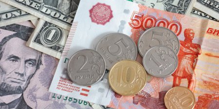 Резервный фонд и ФНБ за апрель сократились на 724 млрд рублей