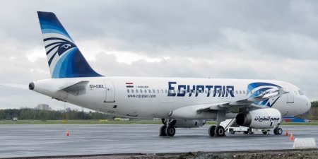 Источники CNN сообщили о взрыве на борту самолета EgyptAir