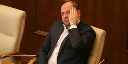 В Екатеринбурге обанкротился депутат, советовавший россиянам 
