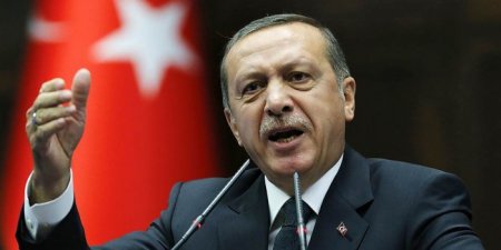 Эрдоган взял на себя командование Вооруженными силами в обход Генштаба
