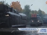 Сухопутные войска России получили первый дивизион зенитного ракетного компл ...