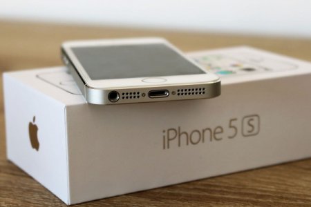 iPhone 5S на своей распродаже сильно понизился в цене