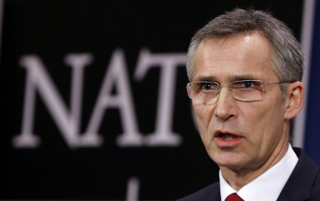 Столтенберг: НАТО просто отвечает на действия России в Украине