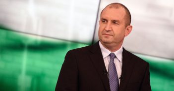Президент Болгарии обещает добиваться отмены санкций против РФ