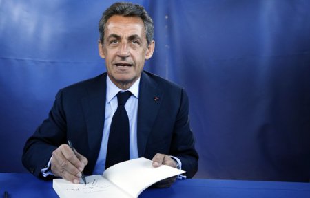 Николя Саркози готовит Францию к переменам во внешней политике