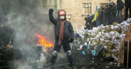 Янукович сообщил, почему не отдал команду прекратить огонь на Майдане