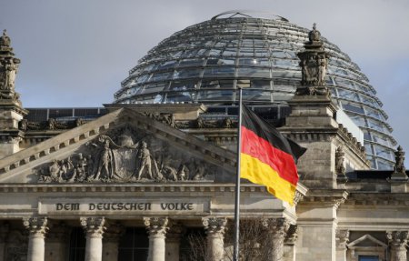 Меркель капут: В Германии взволнованы, что Россия вмешается и в их выборы