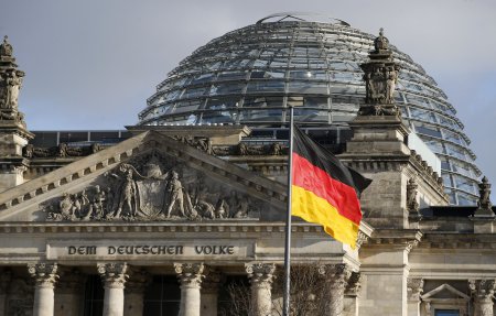 Меркель капут: В Германии взволнованы, что Россия вмешается и в их выборы