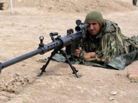 Азербайджанские военные обстреливают позиции НКР из крупнокалиберных снайпе ...