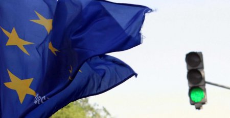 Европарламент поддержал механизм приостановки безвиза, – СМИ