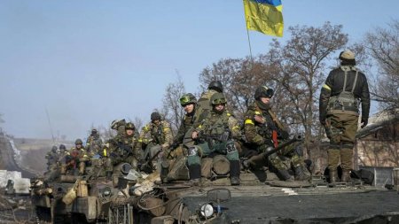 Отвода вооружений не будет: Украина тормозит
