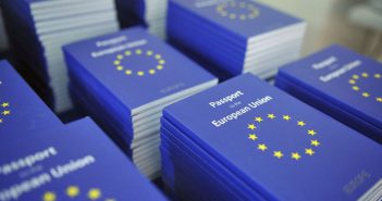 Eurostat: в 2015 году 19,2 тыс. украинцев получили гражданство в странах ЕС