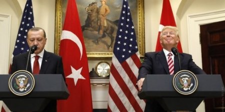 Турция отказалась освобождать Ракку вместе с курдами