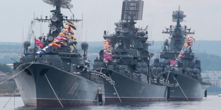Путин поставил цель создать второй в мире флот