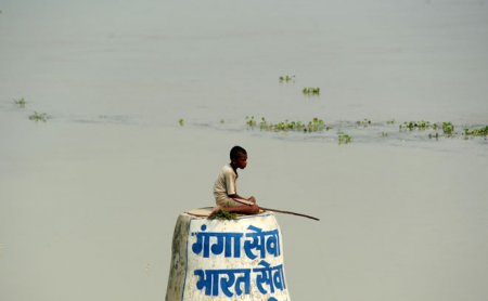 Катастрофические наводнения в Индии, Непале и Бангладеш: 16 млн пострадавши ...