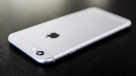 Apple за 10 лет заработала на iPhone 760 млрд долларов