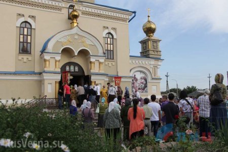 В Луганске Крестным ходом за мир прошли пять тысяч человек (ФОТО, ВИДЕО) | Русская весна