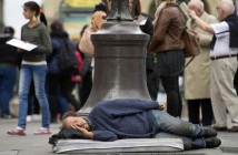В Париже впервые проведена перепись бездомных