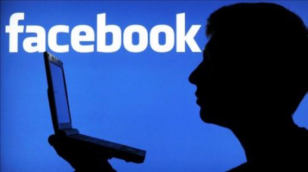 Facebook собирается платить за жалобы об утечке данных пользователей