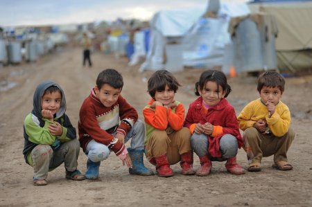 Кризис среди сирийских беженцев: ранние браки и детский труд