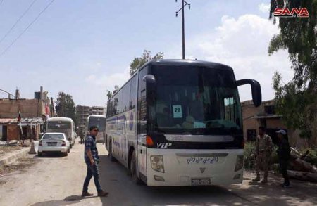 Исламисты начали покидать три южных района Дамаска