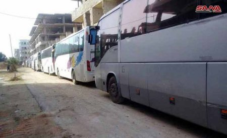 Исламисты начали покидать три южных района Дамаска