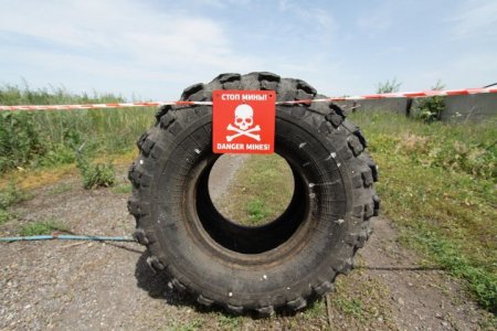В Донбассе на минном поле ВСУ под Авдеевкой подорвалась машина с военными НАТО, трое погибли