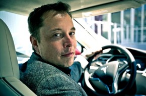 Агония инноватора: почему Илон Маск массово увольняет людей из Tesla