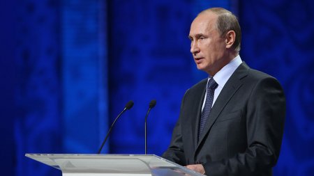 Встречи Владимира Путина в преддверии ЧМ-2018. Что интересного в них было?