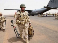 Канада направит в Мали контингент из 280 человек и вертолетную группу
